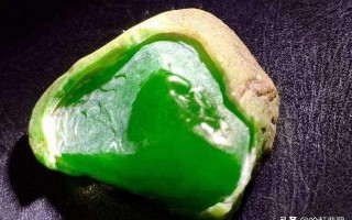 5块钱的绿色牙膏逆袭成高档帝王绿翡翠，原石造假术有多可怕？
