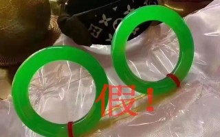 鉴别翡翠，一般从这几个方面展开