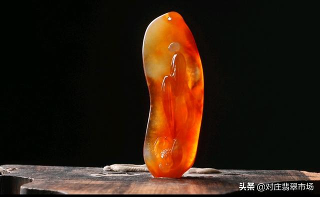 瑞丽工跻身中国玉雕四大流派的根本，还想看更多翡翠玉雕  第1张