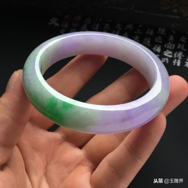 翡翠的颜色有几种？  第8张