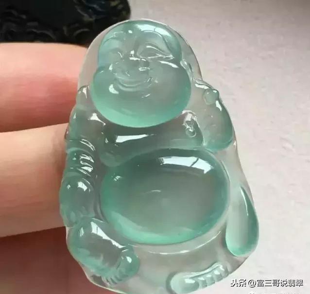 蓝水翡翠和蓝水翡翠有什么区别？  第2张