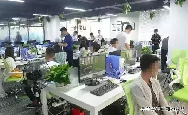 5晚会曝光翡翠直播间被停播间曝光，业内人士：翡翠直播要凉了  第18张