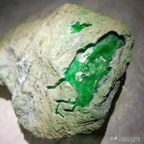 翡翠鉴定证书鉴定证书鉴定证书鉴定翡翠真的算不算真的  第4张