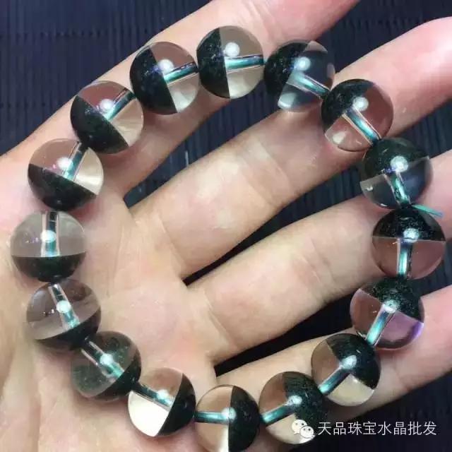 绿幽灵水晶(绿幽灵的功效与作用是什么)  第1张