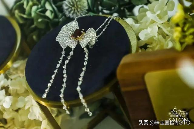 第6届bazaarjewelry国际设计shi珠宝艺术展开幕,《芭莎珠宝》2019上海珠宝国际设计师艺术展  第26张