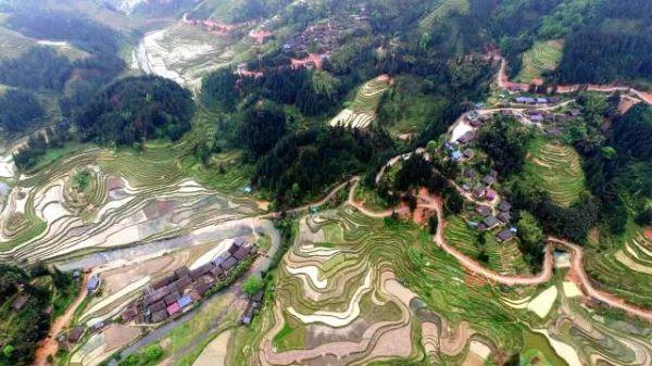 贵阳有什么地方卖七好银饰的,贵阳卖银饰的地方  第32张