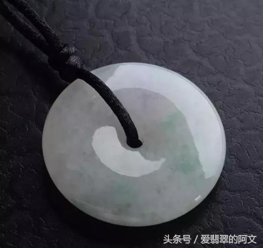 什么事翡翠种水,什么种水的翡翠最值钱  第3张