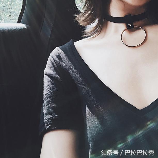 属狗女佩戴什么吊坠好,属狗的女人适合戴什么吊坠  第5张