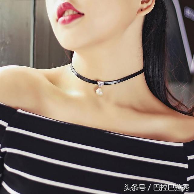 属狗女佩戴什么吊坠好,属狗的女人适合戴什么吊坠  第9张