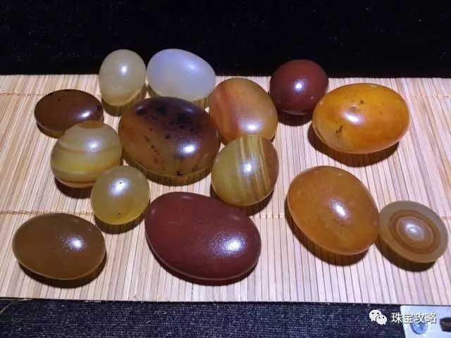 听说过“水冲玛瑙”吗？被叫作“水冲玛瑙”的马料究竟是如何形成的？-第12张图片-