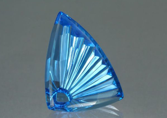 托帕石的缤纷可不止蓝色！媲美彩色蓝宝石？