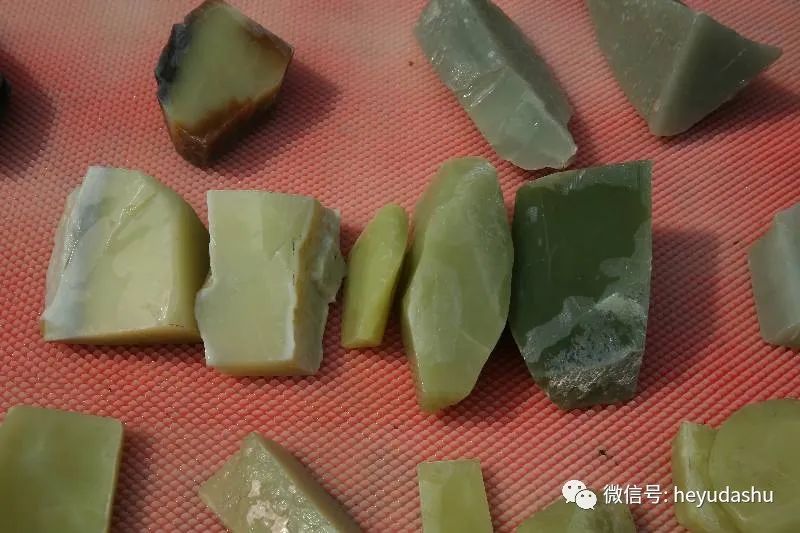 这几种特殊的颜色，青海和田玉越来越让人高攀不起？-第5张图片-