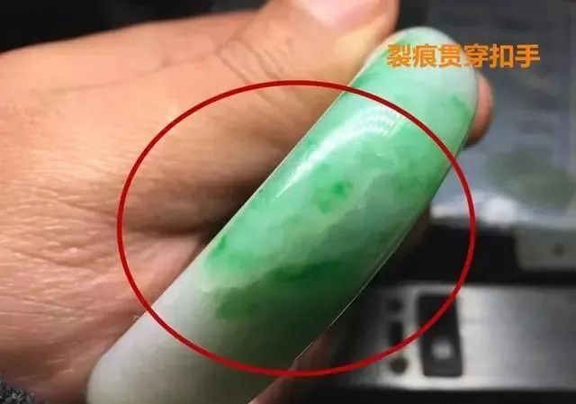 一定要好好看看！翡翠的纹、裂、棉讲解-第4张图片-