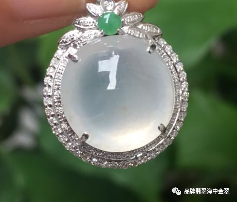 高冰种和玻璃种翡翠，这两者要如何区别？-第1张图片-