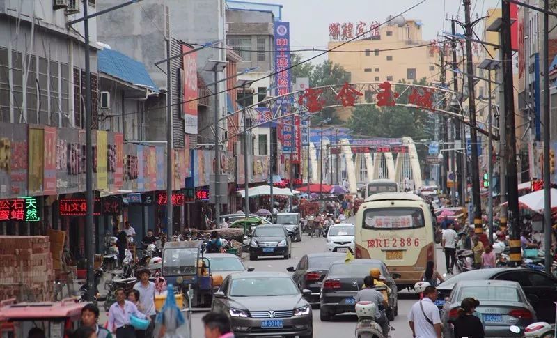 为什么最大和田玉市场却在河南石佛寺？可是明明和田玉产自新疆-第6张图片-