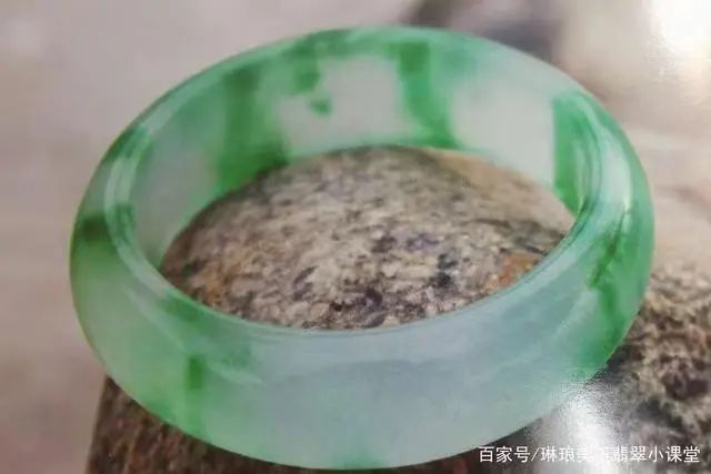 天然翡翠和人工翡翠要如何区别？-第5张图片-