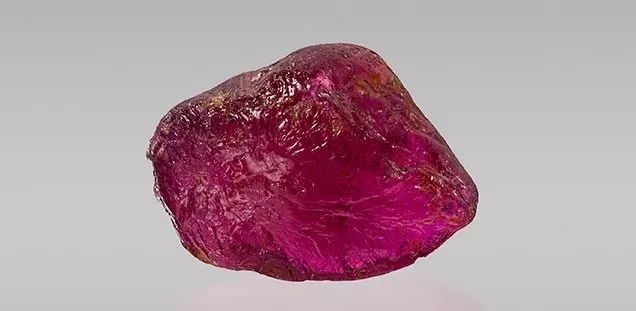 卢比莱（Rubellite）：碧玺家族的“红宝石”-第1张图片-